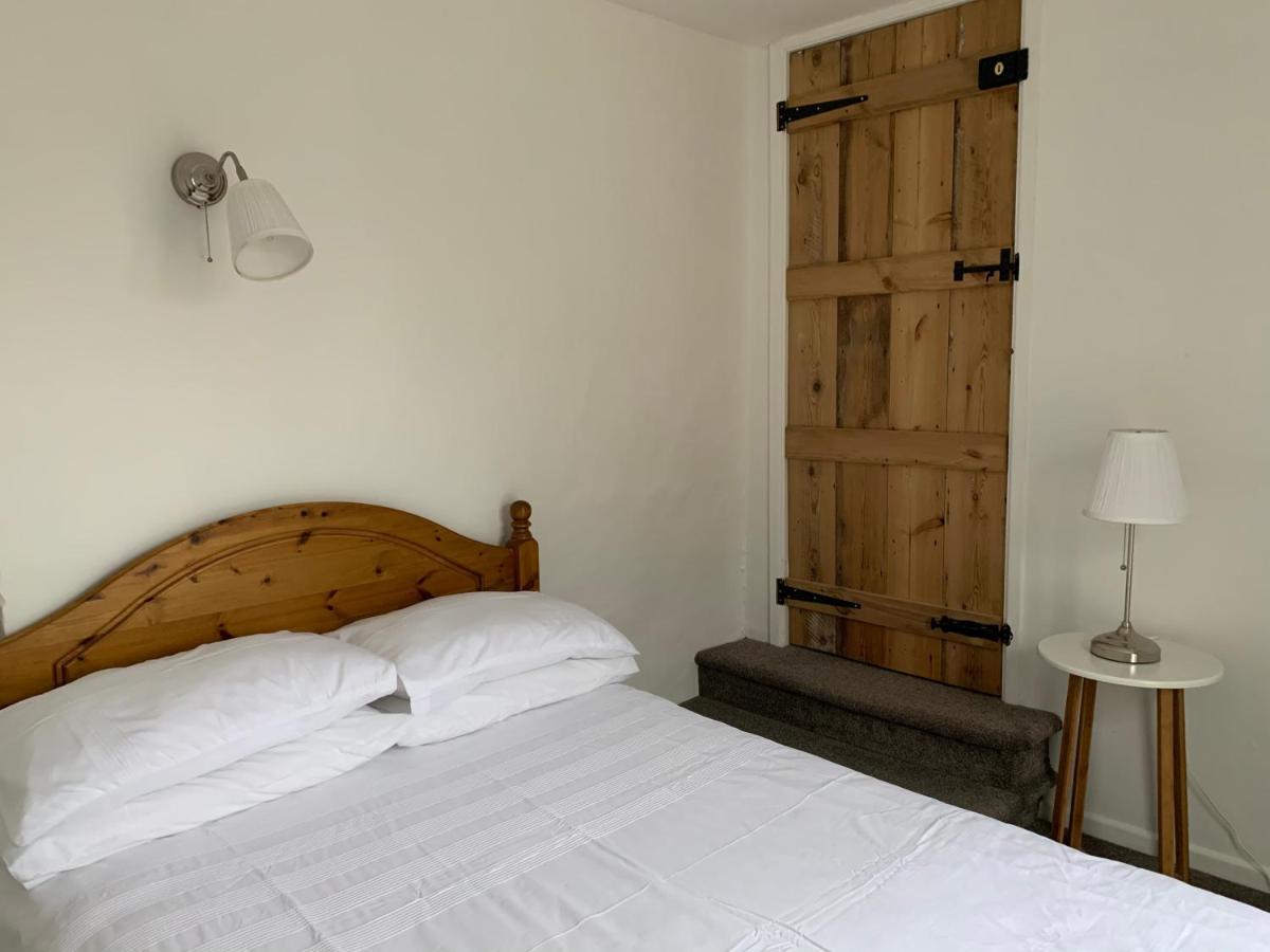 Bell Cottage Mildenhall Extérieur photo